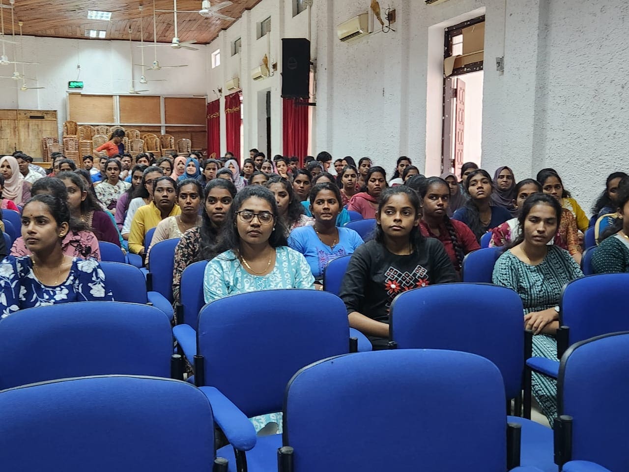 Inauguration of the 6th Intake of the Bachelor of Business Management ...